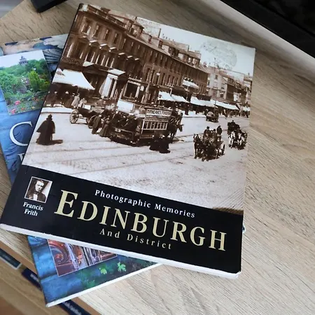 Modern Sleeps 6 アパート