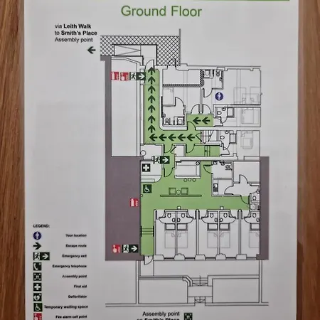 Smith Place 3*