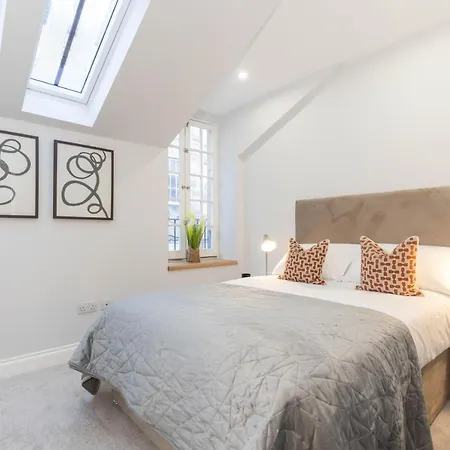 Nyaraló Dragon - Yukina - 2 Bed Centre House With Garden Edinburgh