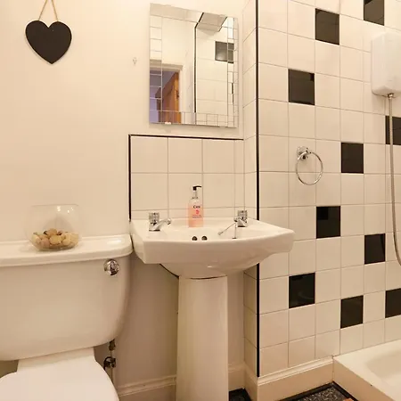 Dalmeny Street * Édimbourg