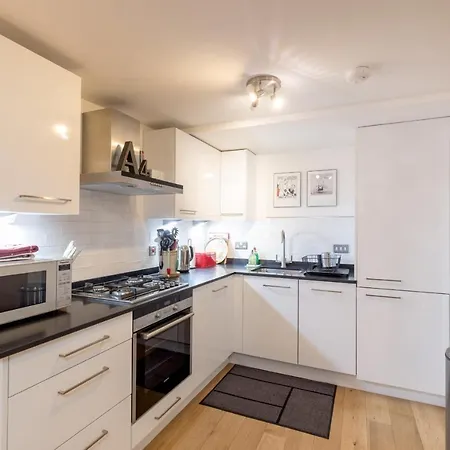 Apartament 429 - New Town Hide Away With Parking Edynburg