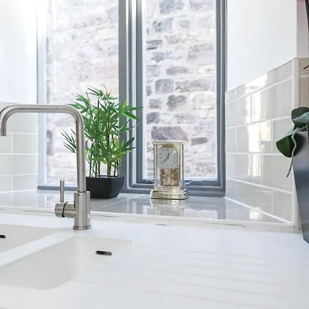 Thistle St Modern 3 Bedroom In Centre Apartament *