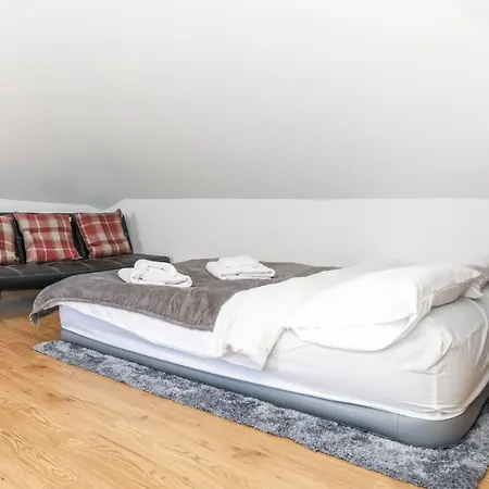 Thistle St Modern 3 Bedroom In Centre Διαμέρισμα