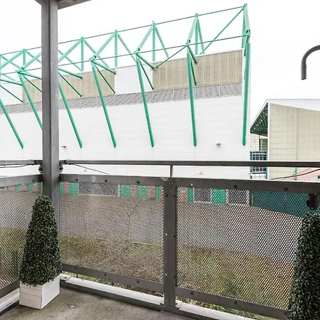 Apartment Modern Spacious 3 Bedroom Centre - Free Parking - Private Balcony Edinburgh