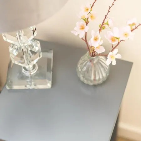 Elegant 2 Bedroom Centre - Free Parking - Private Balcony * إدنبرة
