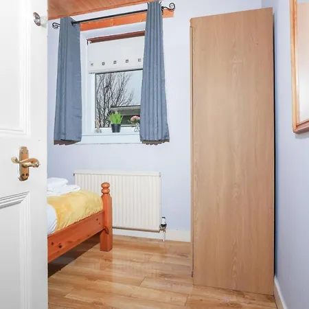Guest house Beautiful In - Free Parking Edinburgh
