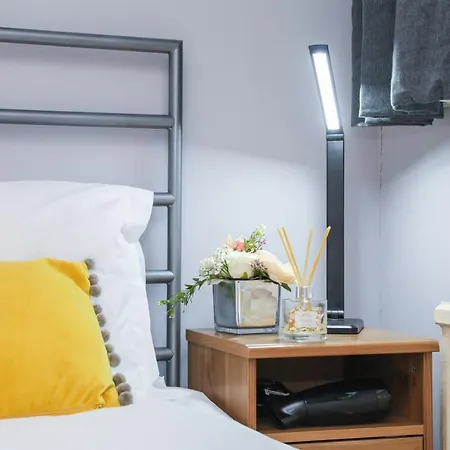 Guest house Beautiful In - Free Parking Edinburgh