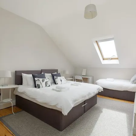 4 Bedroom Clock Tower In Central Appartement Edinburgh