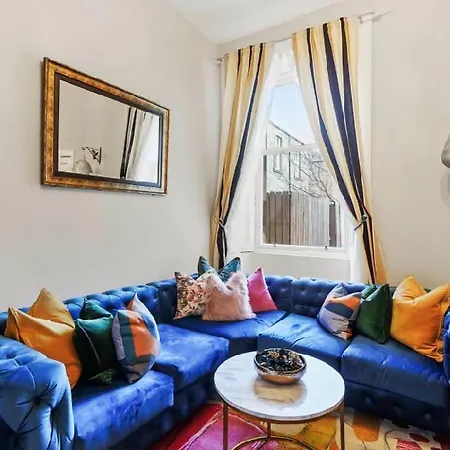 Lovely 4 Bedroom With 7 Beds And Free Parking * Эдинбург