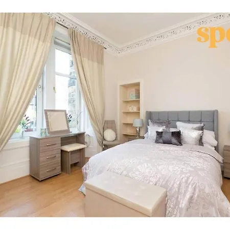 Apartment Spacious Ground Floor-2br-2ba Edinburgh
