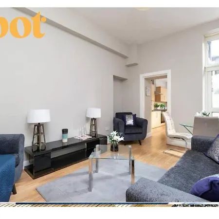 Spacious Ground Floor-2br-2ba *