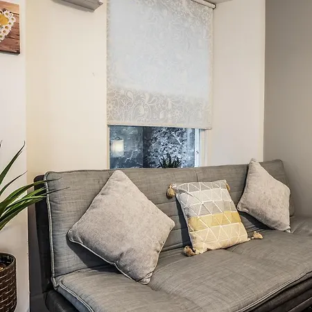 Apartamento Spacious & Cosy Studio Flat In The Heart Of Centre