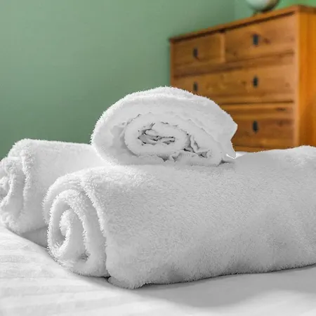 شقة Bright And Quiet إدنبرة