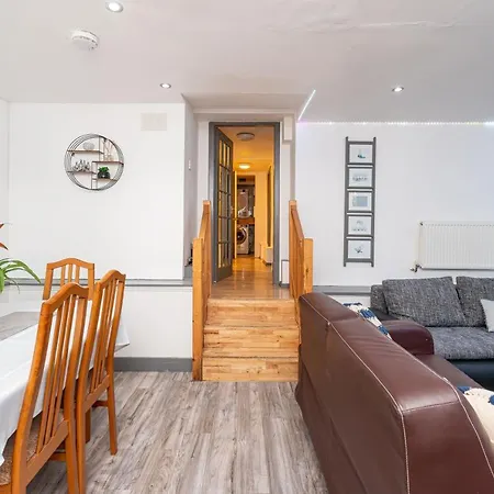 Deluxe In Ediburgh Centre - Excellent Location * 爱丁堡