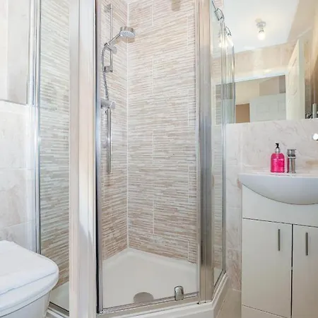 公寓 Waterfront Castle View 3 Bed *