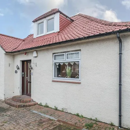 Beautiful 4 Bedroom - Free Parking Edimburgo