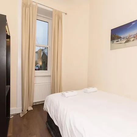 Cozy By Holyrood Park And Palace! Apartament *