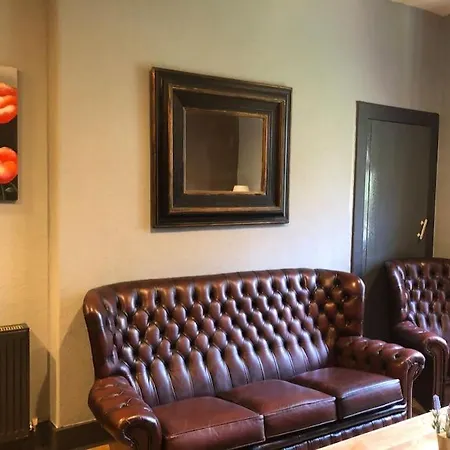 Warm, Cozy&relaxed By Holyrood Palace Edimburgo