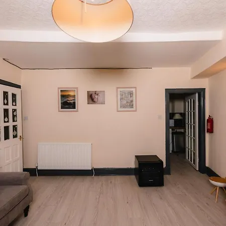 Warm&welcoming Centre By Meadows