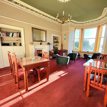 בית הארחה Straven