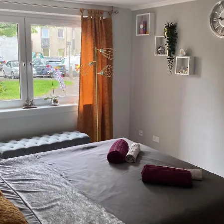 Seasonal Fringe 2-Bed Flat In Edinburgh City Centre エディンバラ