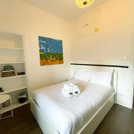 Apartmán Open Plan 2 Bed Apt, Near Castle Edinburgh
