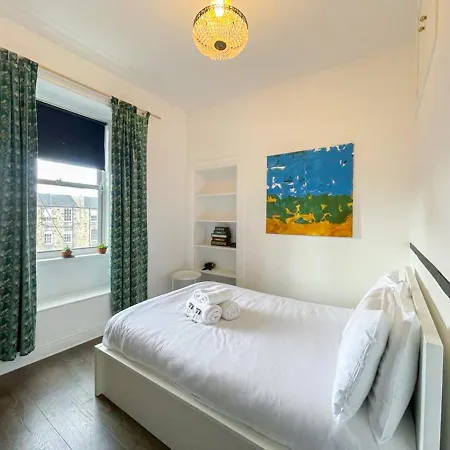 Apartament Open Plan 2 Bed Apt, Near Castle Edynburg