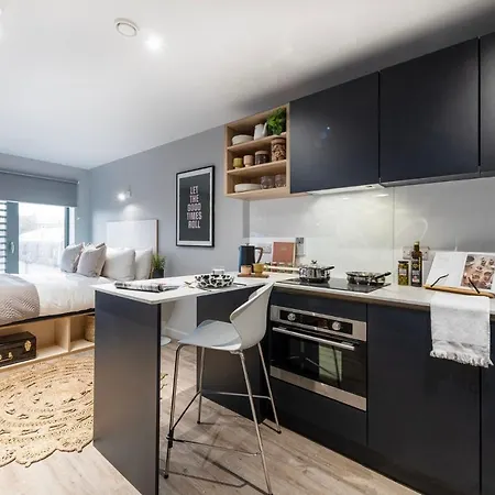 Apartament Rooms At Huxley Studios In The Heart Of Edinburgh *