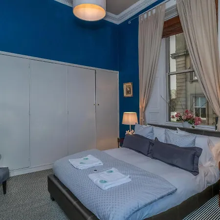 Cosy & Modern In Leith Διαμέρισμα *