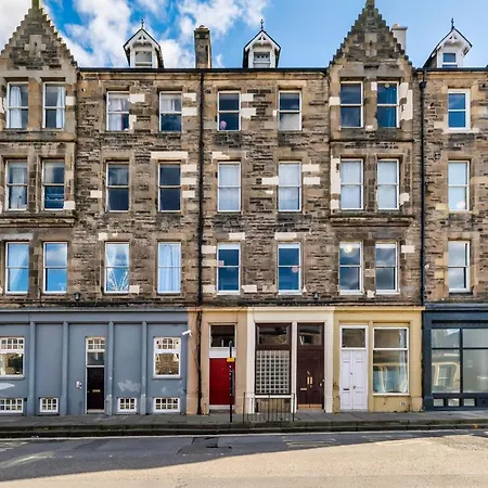 Bright And Cozy Centre 1 Bedroom Apartment Edinburgh