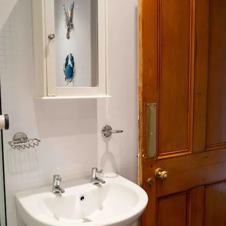 Lägenhet Bright Grand Flat In Great Location Edinburg