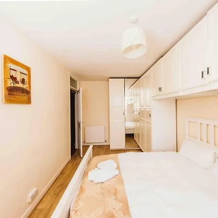 Specious Doublex By The Old Town Apartment Edinburgh