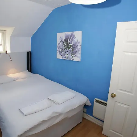 Cozy Old Town In Nicolson Street * Edinburgh