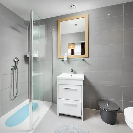 Sheen's House Edinburgh