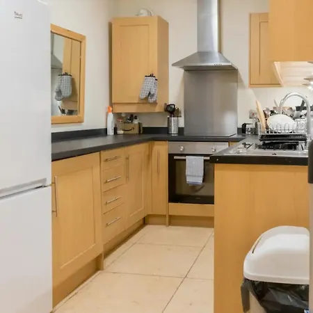Charming And Relaxing 2bd Flat - Abbeyhill Apartment