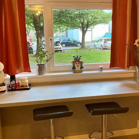 Seasonal Fringe 2-Bed Flat In Edinburgh City Centre