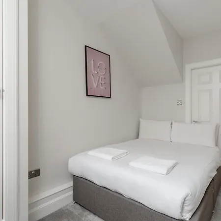 York Place By Destination Apartamento