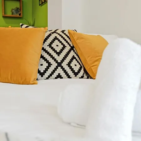 Cheerful Stays: Spacious Flat In Vibrant Leith * Edinburg