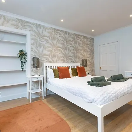 The Meadows Edinburgh