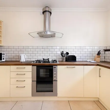 Joivy Cute House With Courtyard Holiday home