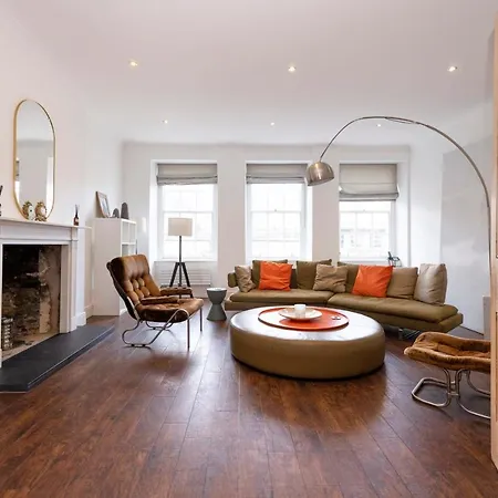 The Castle Duplex - 5 Bed Old Town 아파트 *