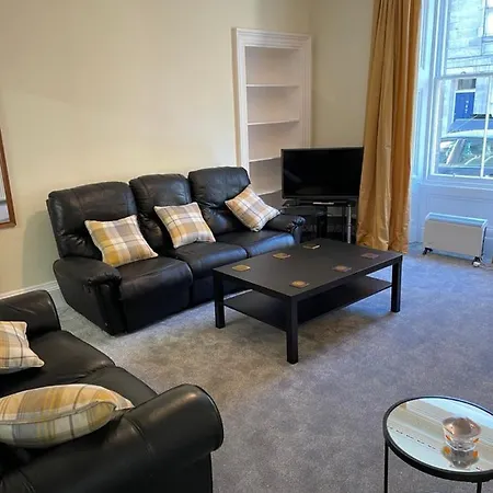 公寓 Central, Main Door Apartment, Spacious 2 Bedrooms- No Stairs 爱丁堡