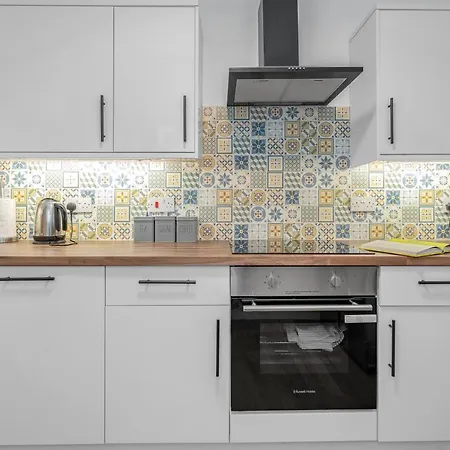 Апартаменты Jamson Pl - 3br Sleeps 7 *