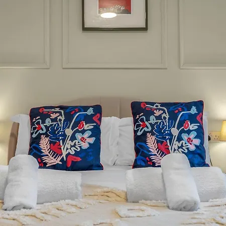 Апартаменты Jamson Pl - 3br Sleeps 7 Эдинбург