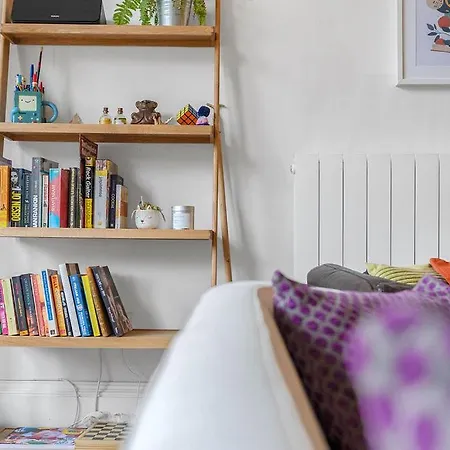 Guestready - Lovely Near Leith Walk Edimburgo