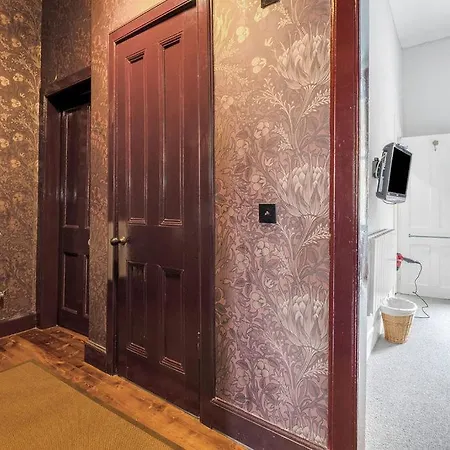 Guestready - Lovely Near Leith Walk