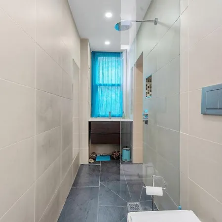 Guestready - Lovely Near Leith Walk *