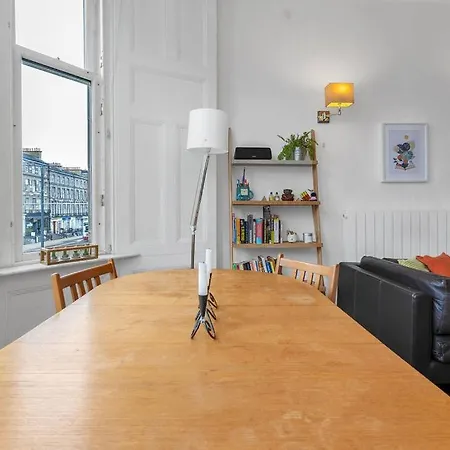 Guestready - Lovely Near Leith Walk Appartamento