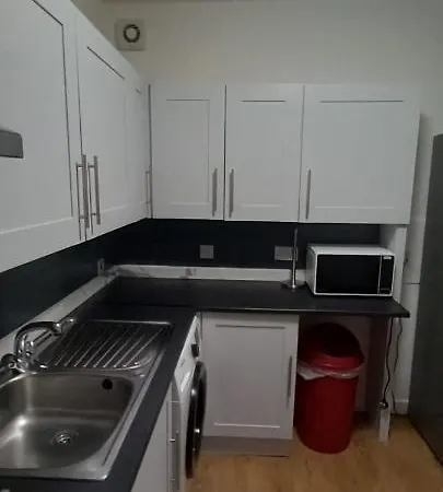 Daire Lovely Spacious Double Beds Sleeps 8