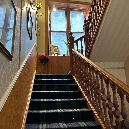 Rosehall 3* Edinburgh